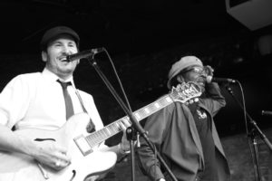 kevin-jonny-live